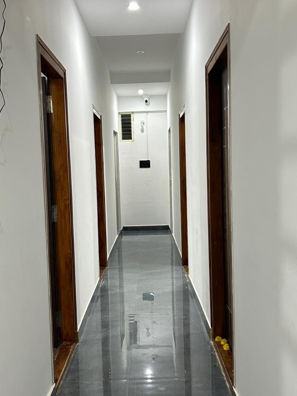 Travel Inn Mysore Vanivilasa Puram Exterior foto
