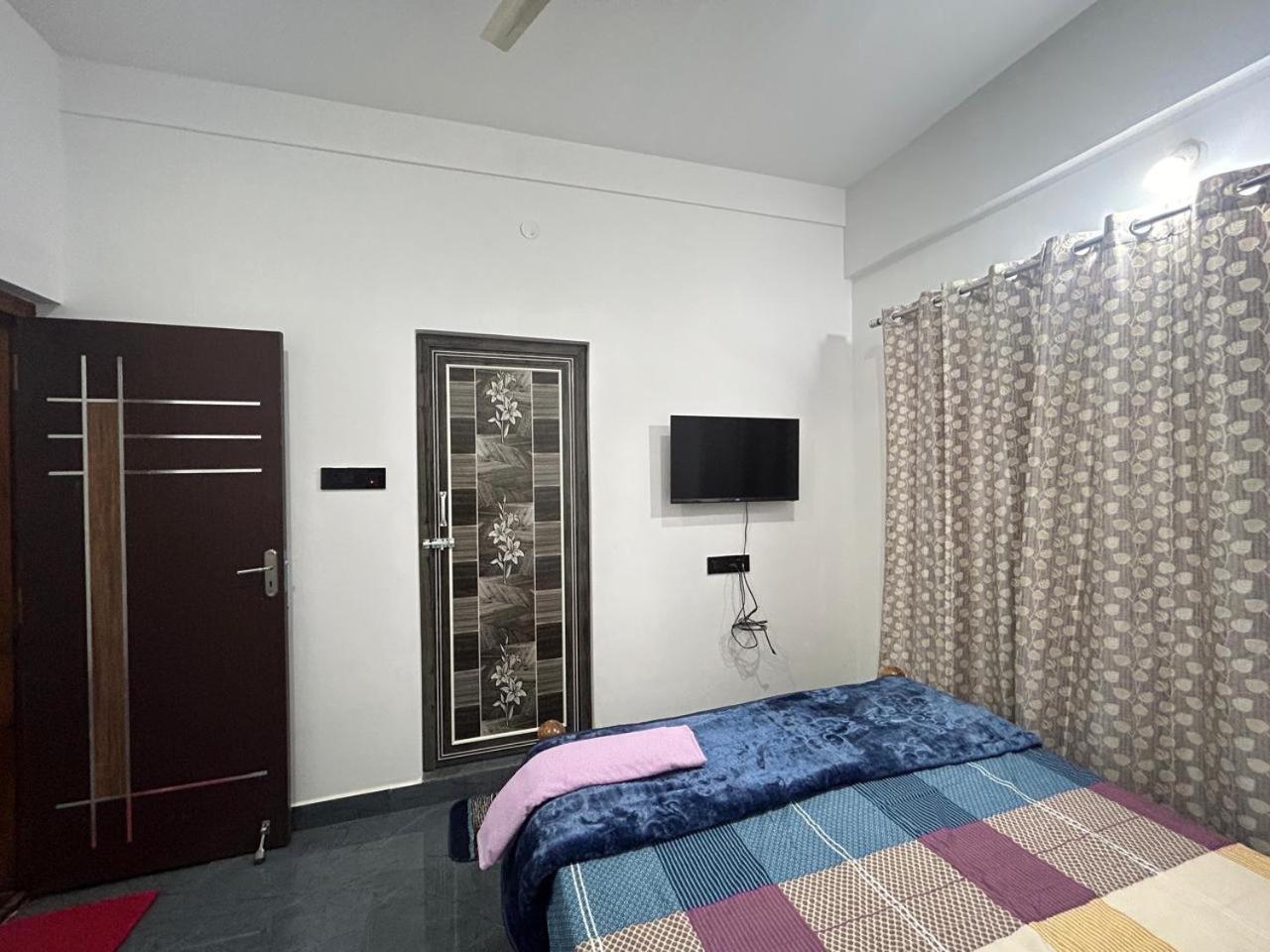 Travel Inn Mysore Vanivilasa Puram Exterior foto